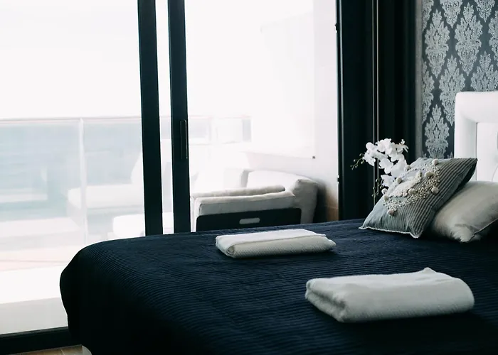 Sunset Cliffs - Vida De Luxury